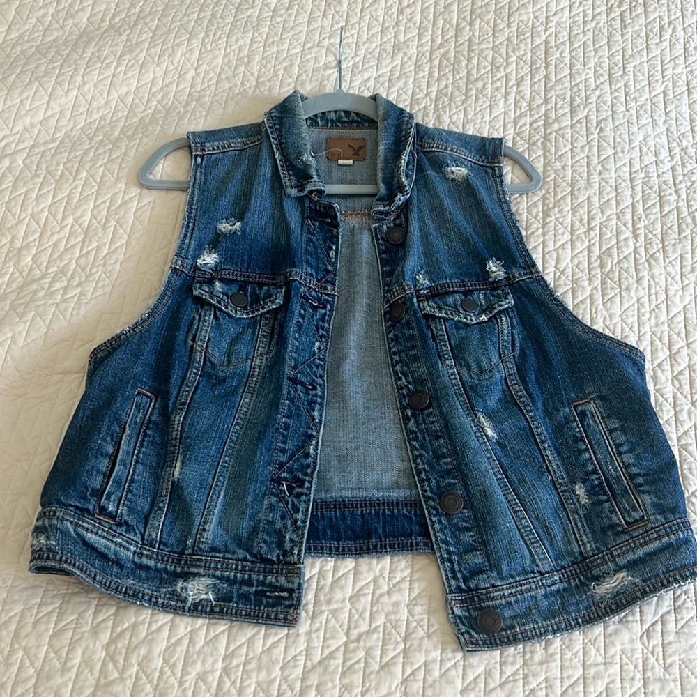 EUC American Eagle Denim Vest
